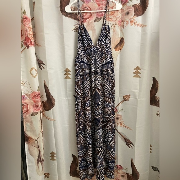 XS BCBG dress with pockets - Picture 4 of 9